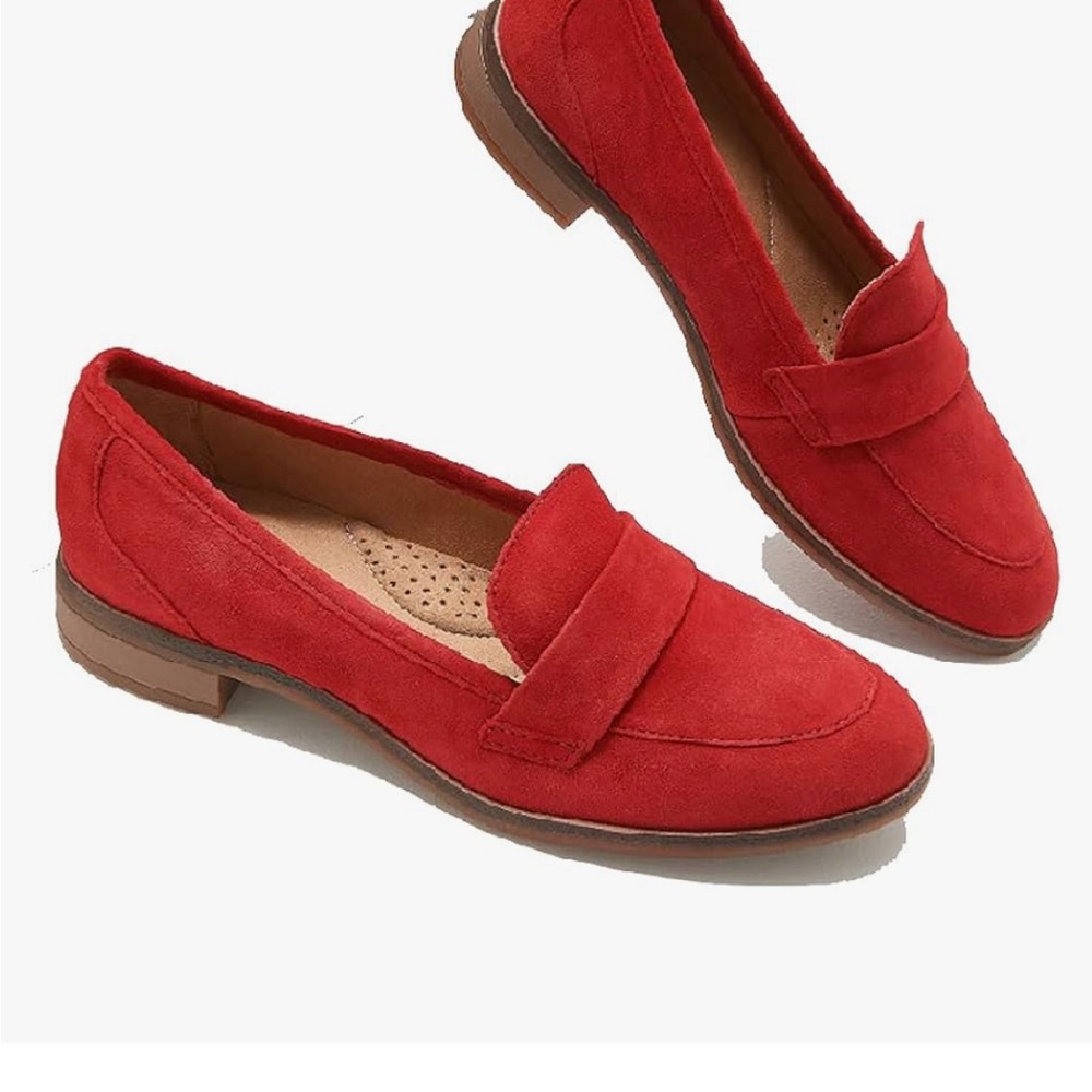 Brand New Clark’s Loafers Red Suede size 11